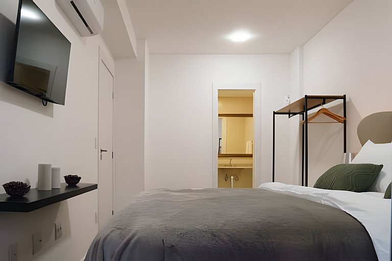 2 Quartos (1 suíte) e ampla sacada | Gleba Palhano