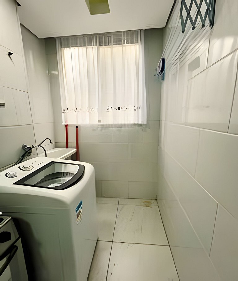 Apto 2 quartos com garagem!