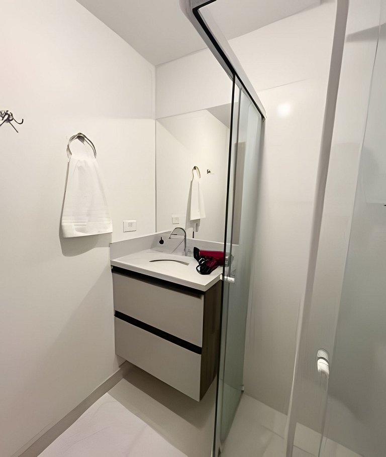 2 quartos com garagem próx UEL