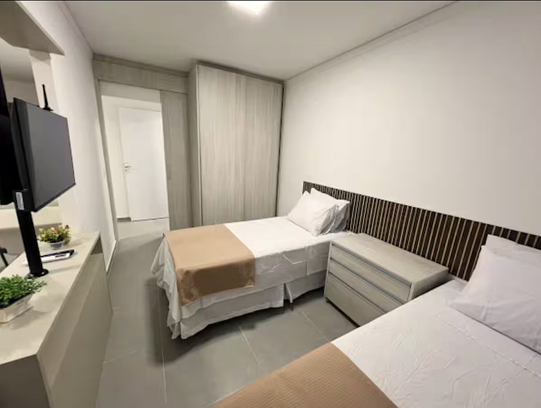 Apto central próx. a Santa Casa
