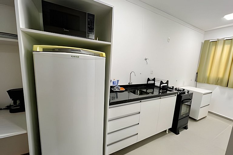 Apto central com cama hospitalar