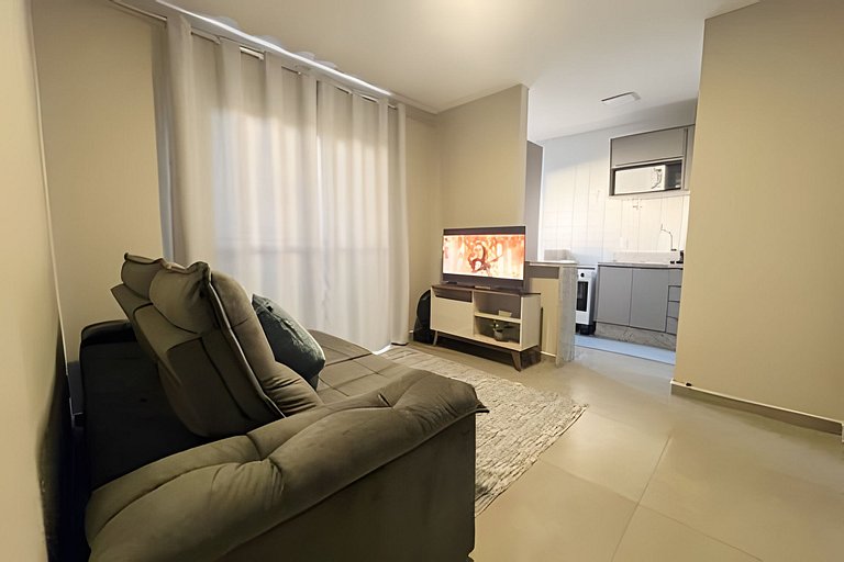 Apartamento completo e seguro - região central
