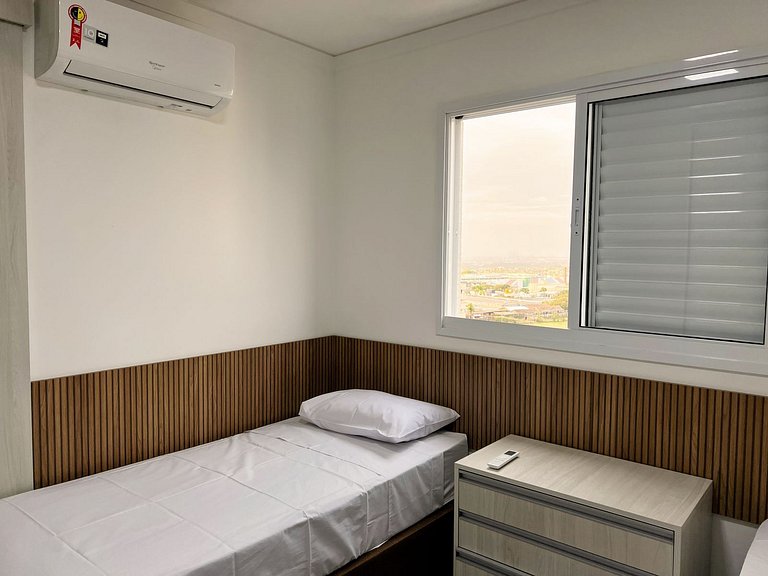 Apto central com cama hospitalar