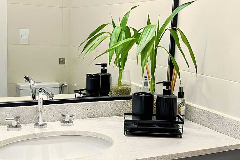 Luxo e conforto com vista espetacular / 2 quartos