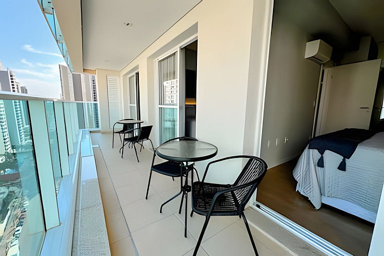 Luxo e conforto com vista espetacular / 2 quartos