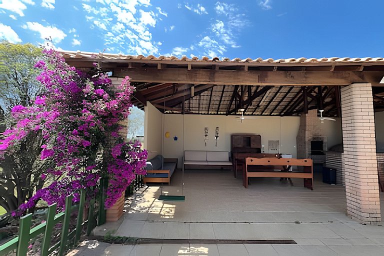 Chácara • Quartos Climatizados | Vista Panorâmica