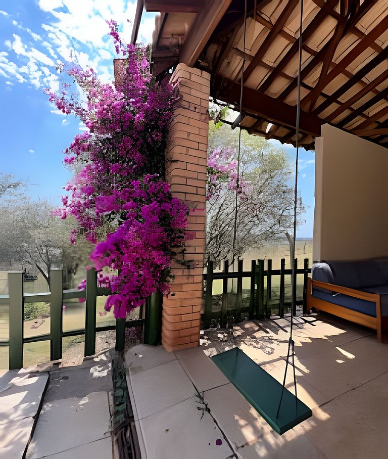 Chácara • Quartos Climatizados | Vista Panorâmica
