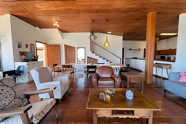 Chácara • Quartos Climatizados | Vista Panorâmica