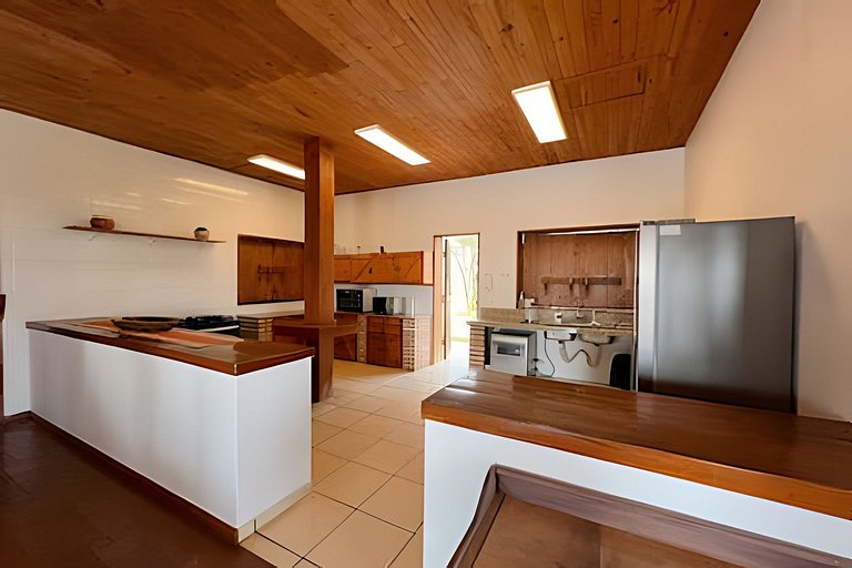 Chácara • Quartos Climatizados | Vista Panorâmica