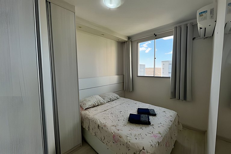 Apto 2 quartos - ao lado da UEL