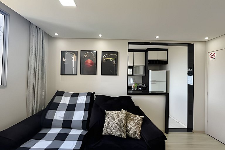 Apto 2 quartos - ao lado da UEL