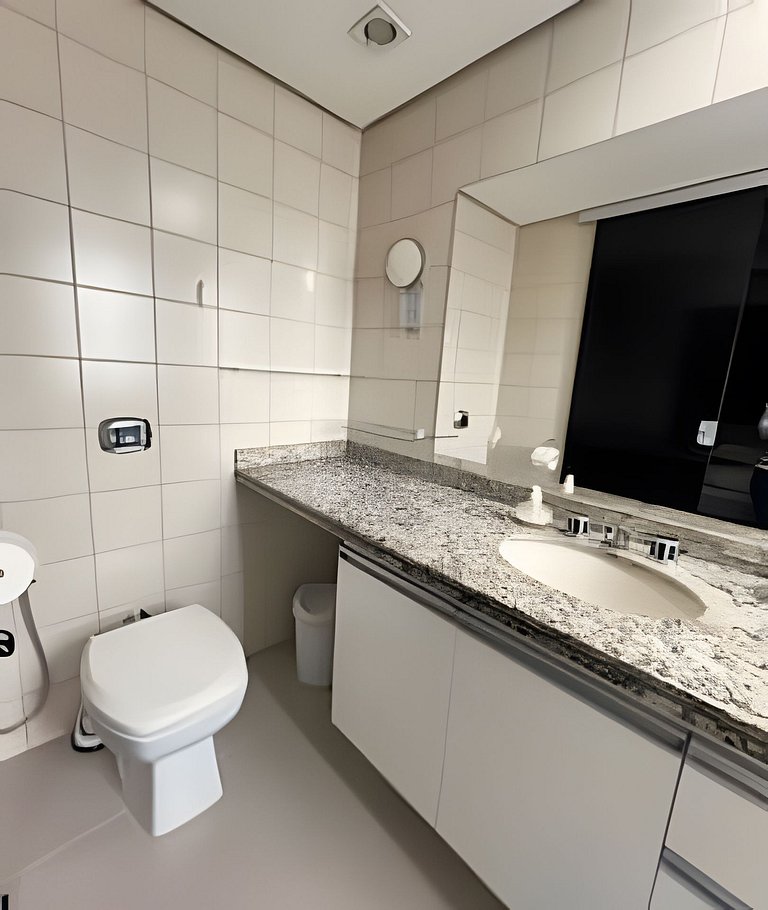 Apto espaçoso para até 8 hóspedes no Centro