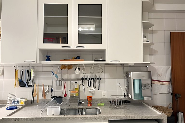 Apto espaçoso para até 8 hóspedes no Centro