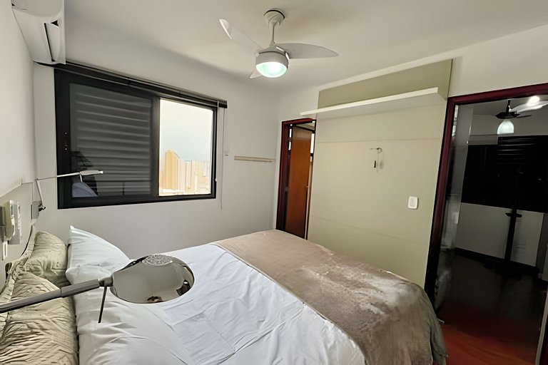 Apto espaçoso para até 8 hóspedes no Centro