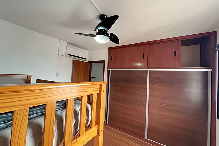 Apto espaçoso para até 8 hóspedes no Centro