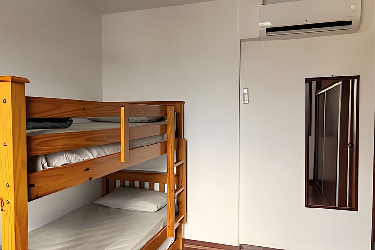 Apto espaçoso para até 8 hóspedes no Centro