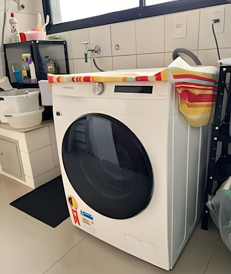 Apto espaçoso para até 8 hóspedes no Centro