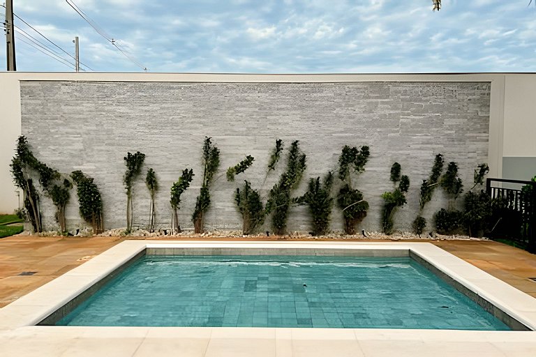 Apto 2 quartos em frente ao Shop Catuai