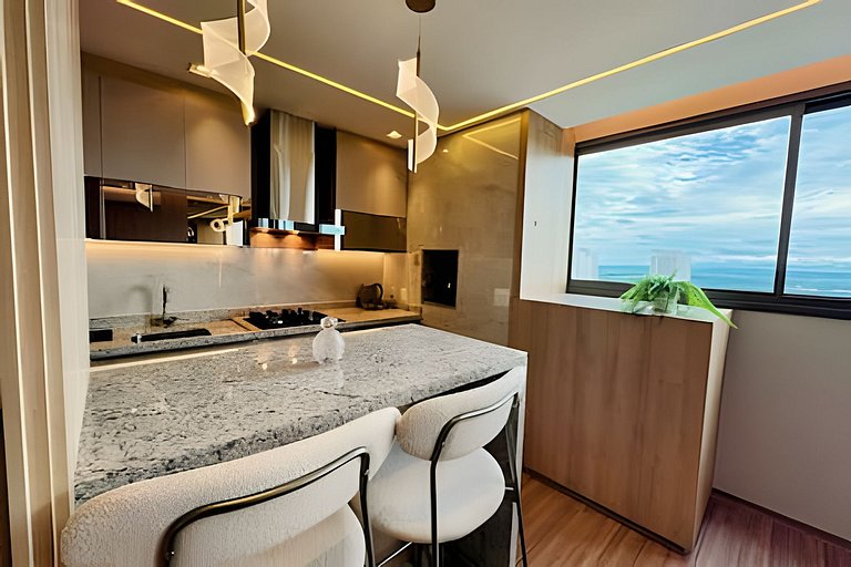 Apto 2 quartos em frente ao Shop Catuai