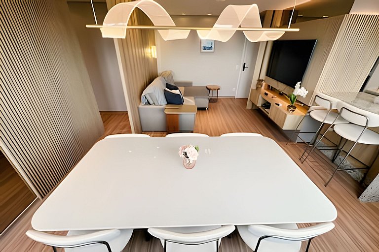 Apto 2 quartos em frente ao Shop Catuai