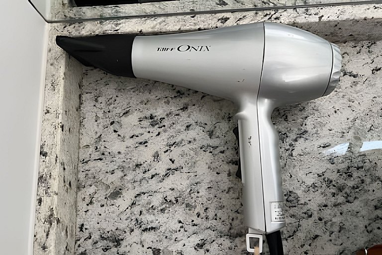 Apto 2 quartos em frente ao Shop Catuai