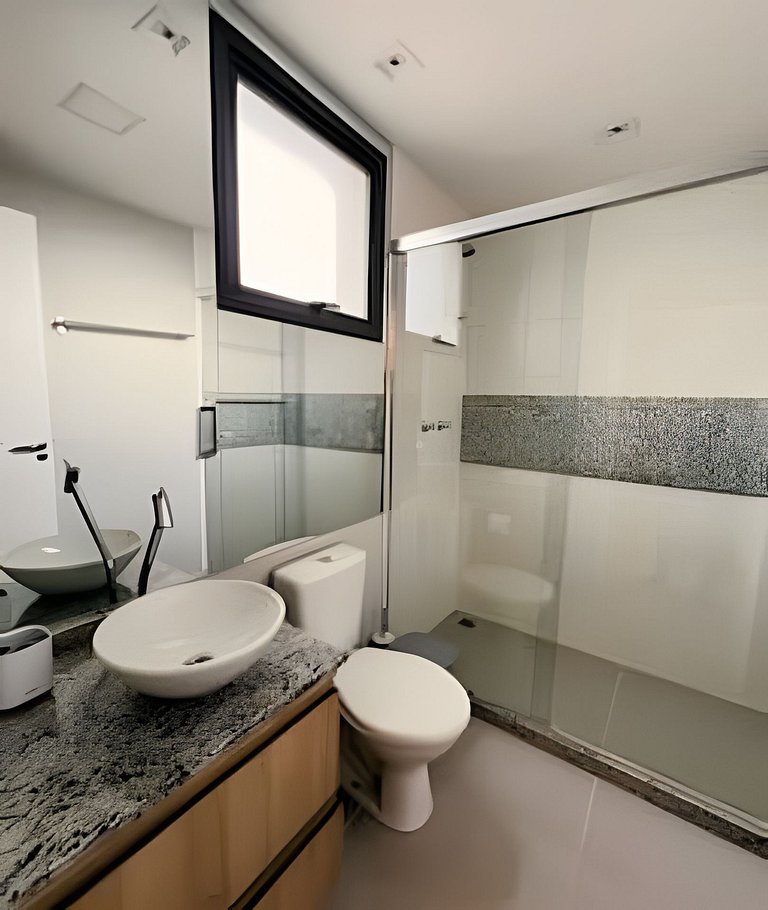 Apto 2 quartos em frente ao Shop Catuai