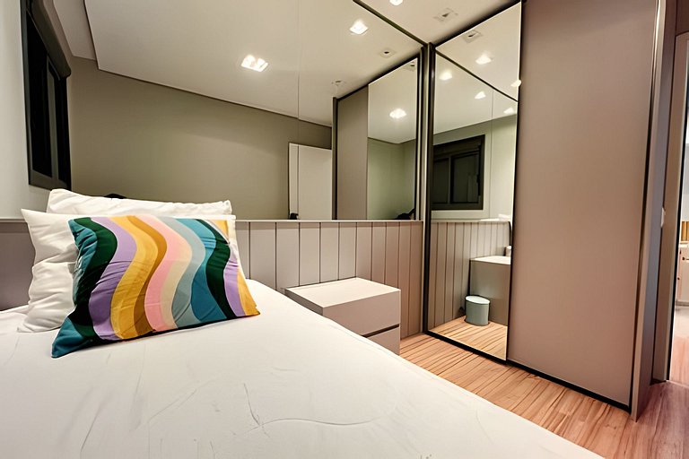 Apto 2 quartos em frente ao Shop Catuai