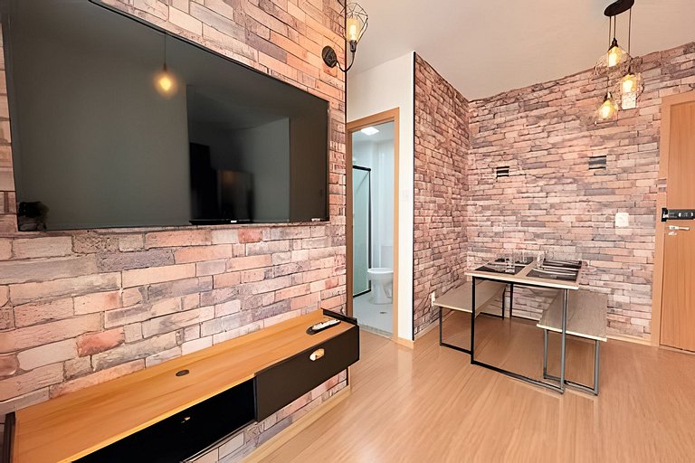 Apto com sacada e churrasqueira