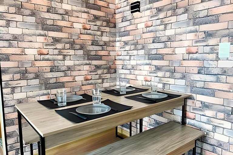 Apto com sacada e churrasqueira