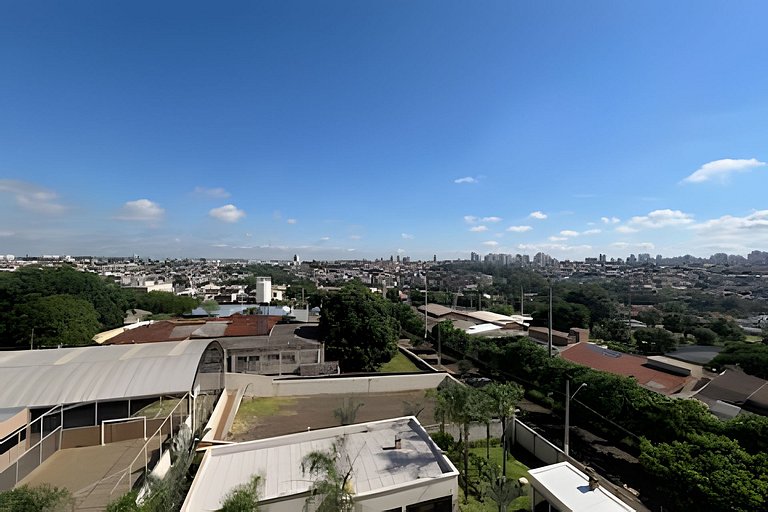 Confortavel apê próximo Uel * piscina / academia