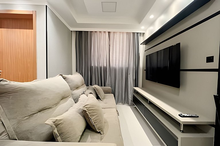 Confortavel apê próximo Uel * piscina / academia