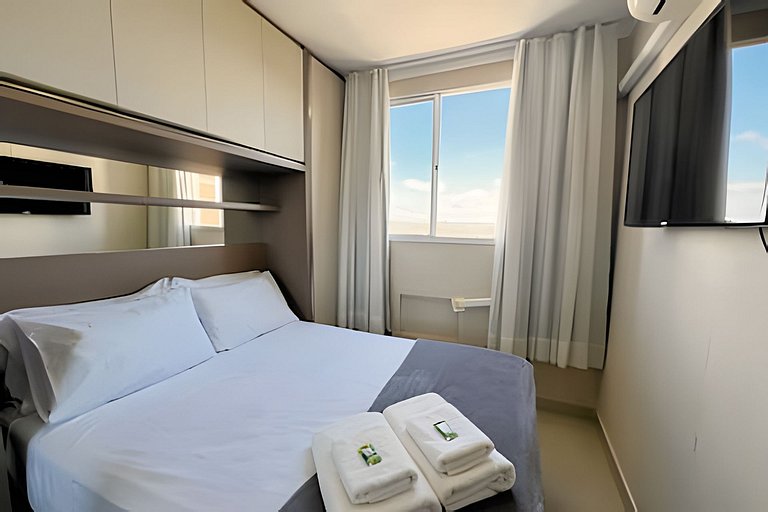 Confortavel apê próximo Uel * piscina / academia