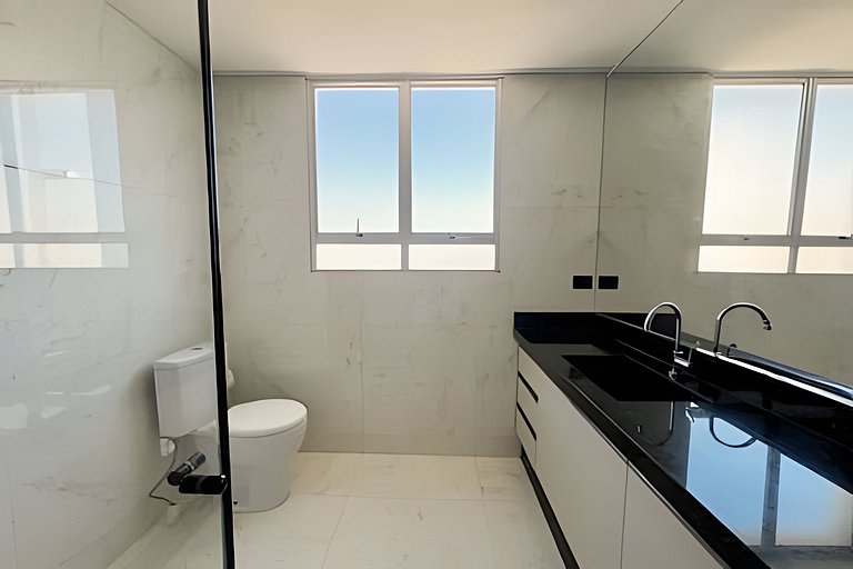 Confortavel apê próximo Uel * piscina / academia