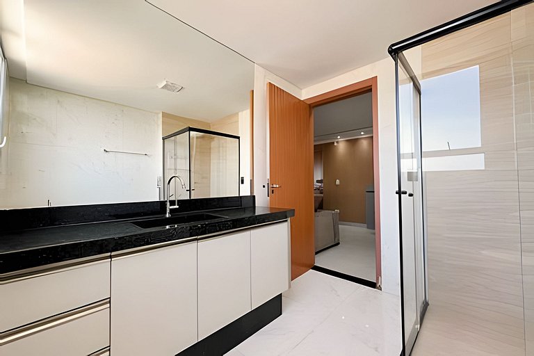 Confortavel apê próximo Uel * piscina / academia