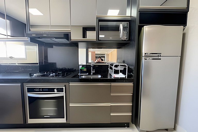 Confortavel apê próximo Uel * piscina / academia