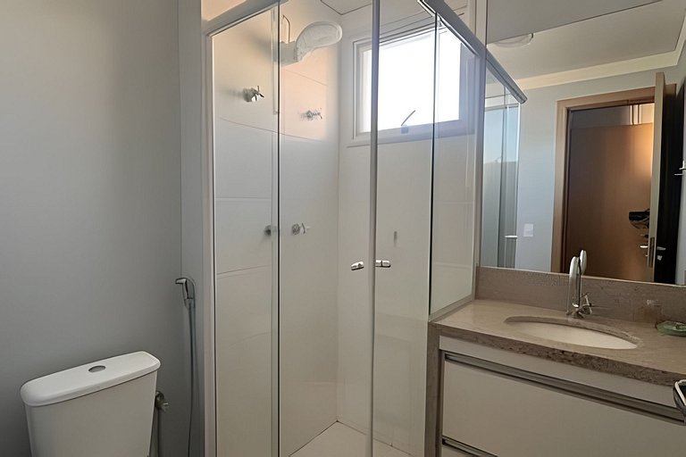 Confortável apê de 3 quartos - próx avenida JK