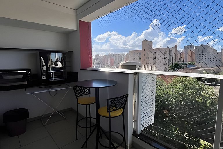 Confortável apê de 3 quartos - próx avenida JK