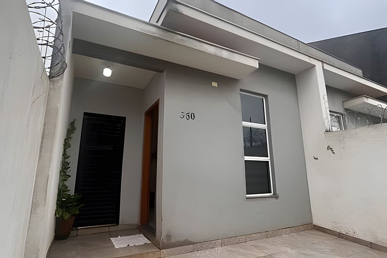 Casa - 2 quartos em Londrina