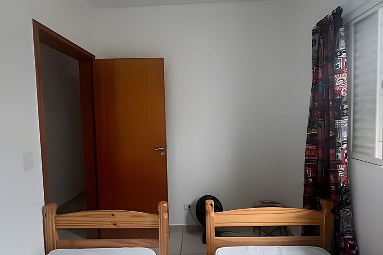 Casa - 2 quartos em Londrina