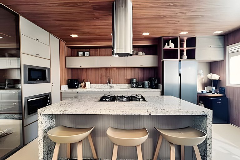 Experiência Premium: Duplex com Vista para o Lago