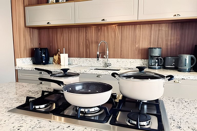 Experiência Premium: Duplex com Vista para o Lago