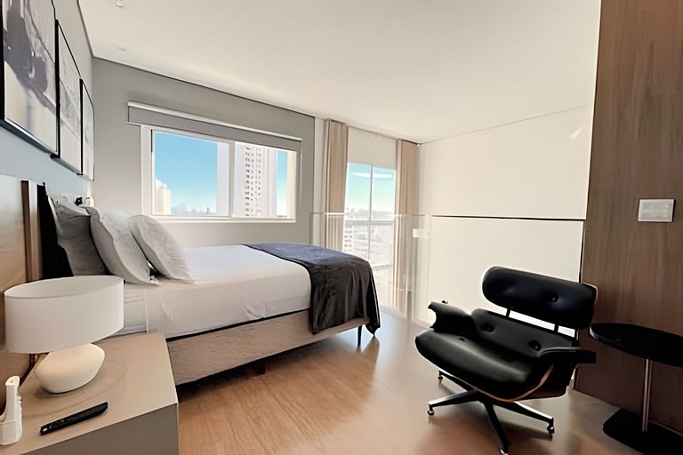 Experiência Premium: Duplex com Vista para o Lago