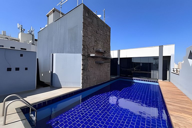 Triplex com Vista Panorâmica e Piscina Privativa