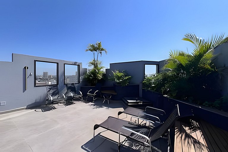 Triplex com Vista Panorâmica e Piscina Privativa