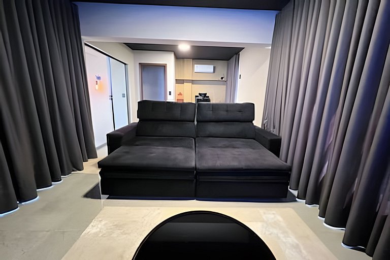 Triplex com Vista Panorâmica e Piscina Privativa