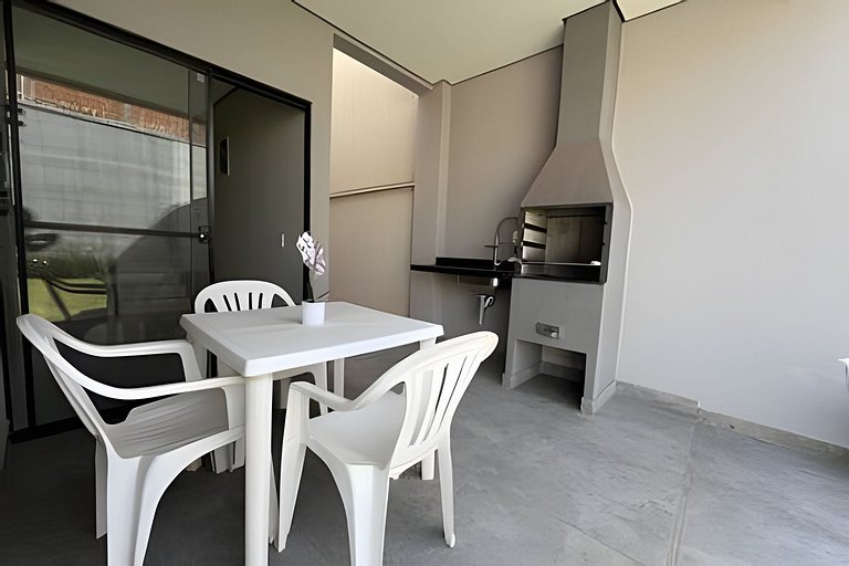 Casa • Suíte Climatizada | Churrasqueira e Quintal