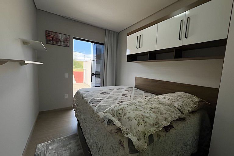 Casa • Suíte Climatizada | Churrasqueira e Quintal