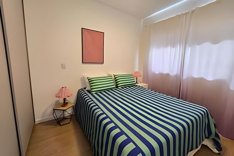 Memphis Design • Apto Climatizado | Gleba Palhano