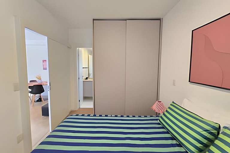Memphis Design • Apto Climatizado | Gleba Palhano