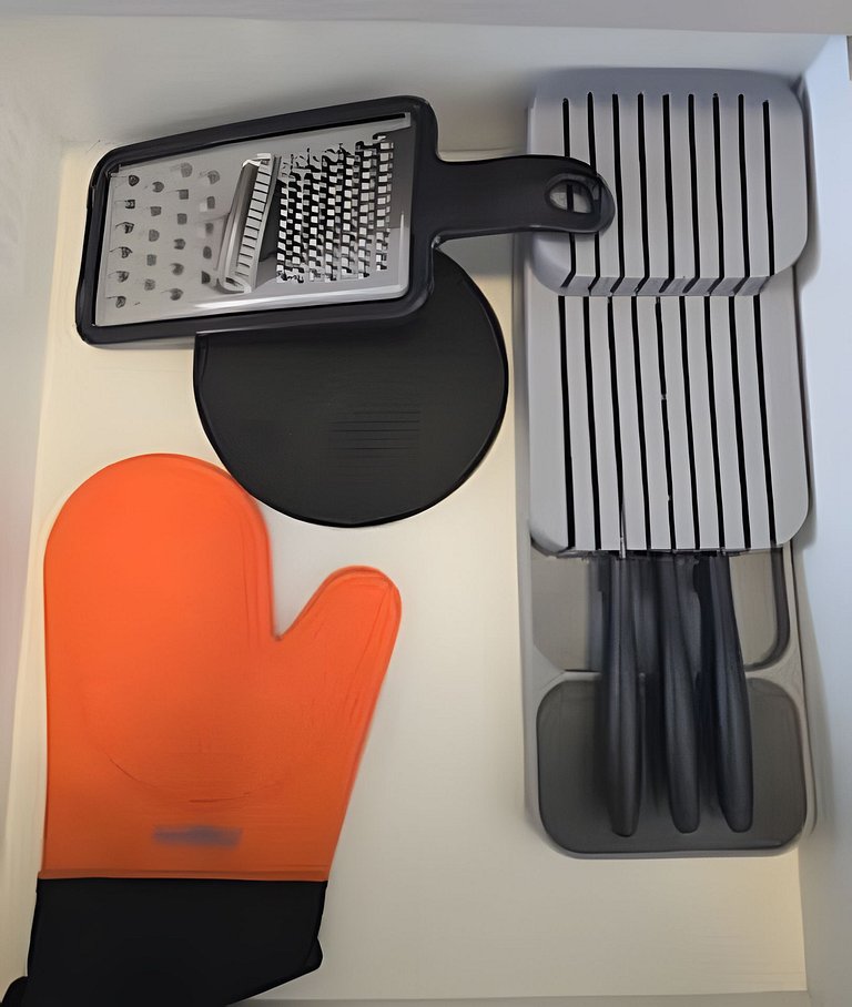 Memphis Design • Apto Climatizado | Gleba Palhano